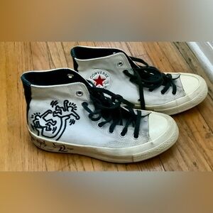 Pre loved Converse Women High-Top Sneakers - Black and Cream